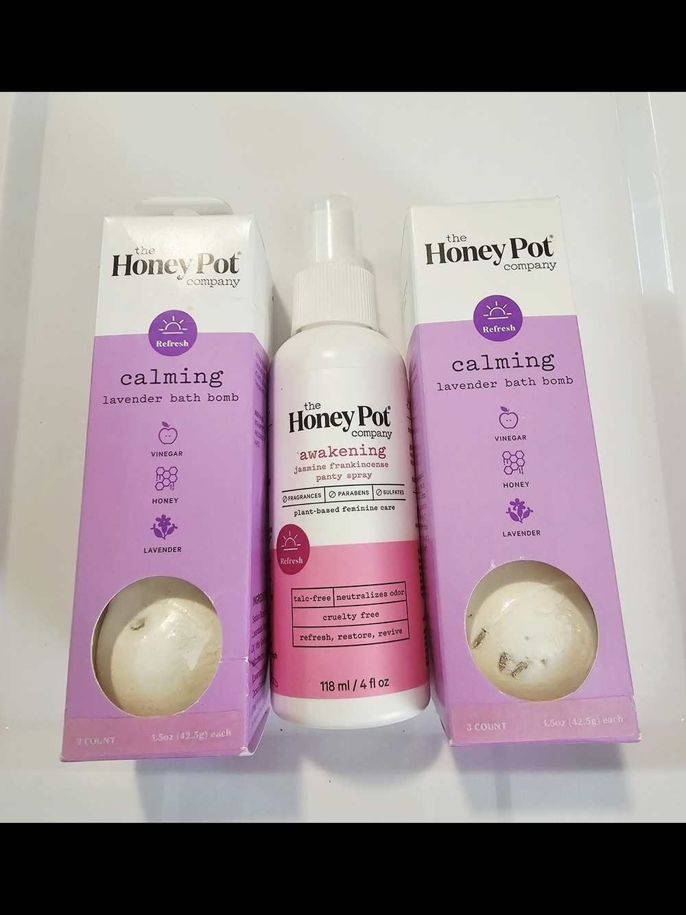The Honey Pot Calming Lavender Bath Bombs & Awakening Spray Set - Lavender
